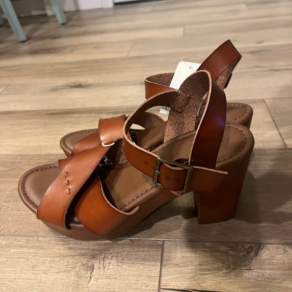 Universal Thread Heeled Sandals